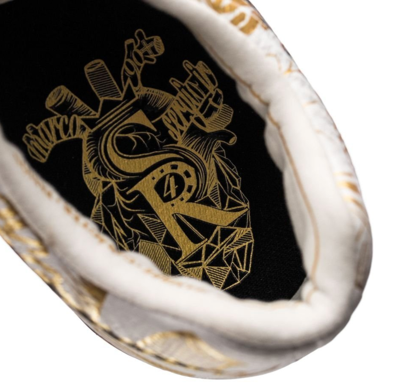 Nike corazon y sangre sales